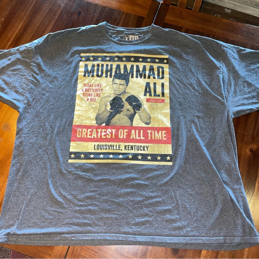 Vintage Muhammad Ali Mens T-Shirt! Work of Art!!